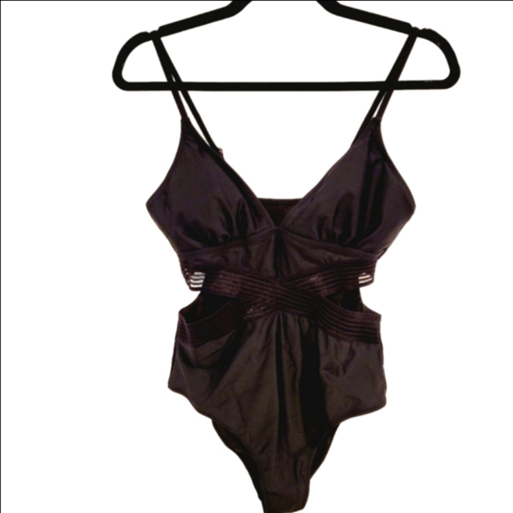 Black one-piece v-neck swimsuit with side cutouts cheeky cut bottom size small